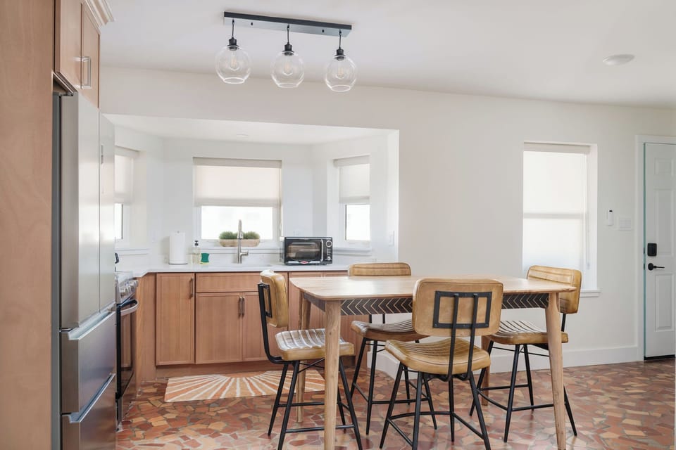 Family Apartment, 1 Queen Bed with Sofa bed, Kitchen | Private kitchen | Microwave, coffee/tea maker