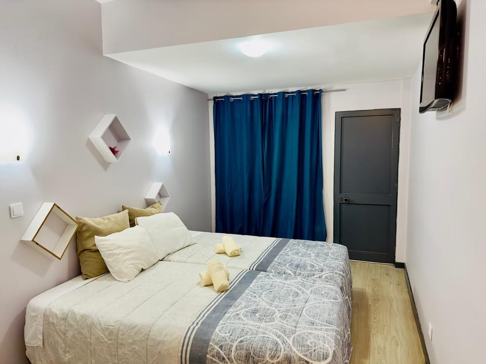 Basic Twin Room, City View | WiFi (free)