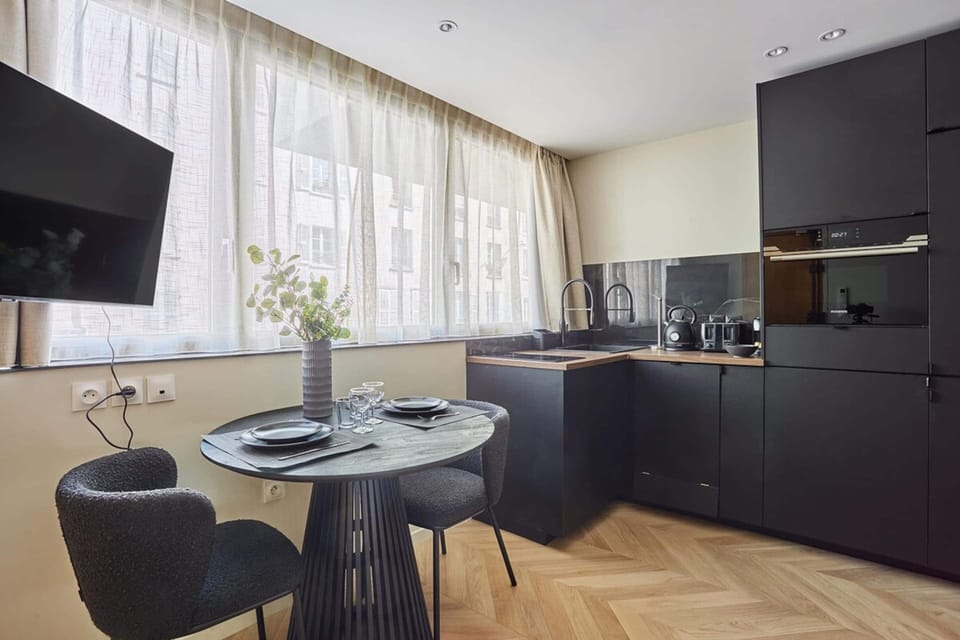Apartment | Private kitchen | Fridge, microwave, stovetop, dishwasher