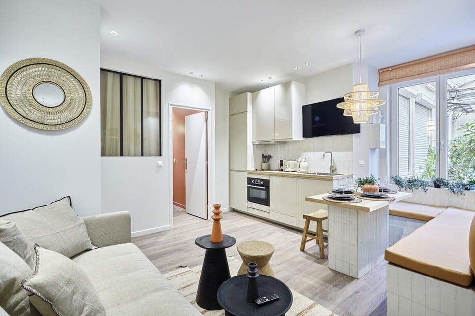 Apartment | Living area