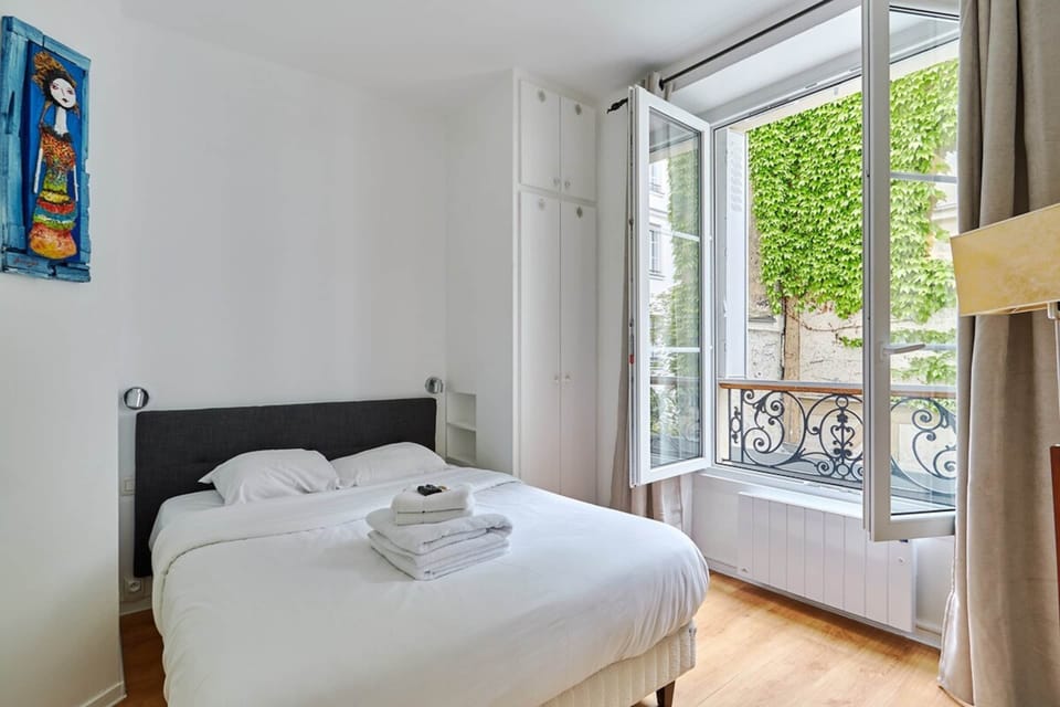 Apartment | 1 bedroom, laptop workspace, iron/ironing board, bed sheets