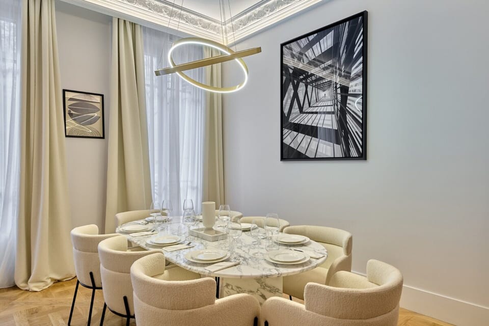 Apartment | Dining