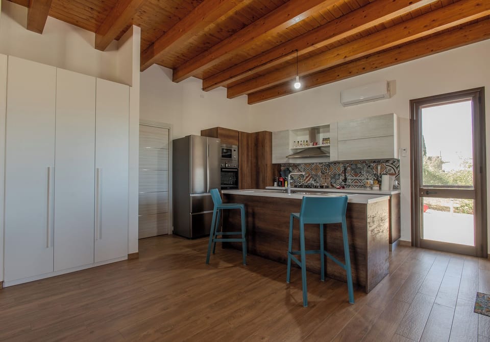 House, Private Pool | Private kitchen | Electric kettle, dining tables