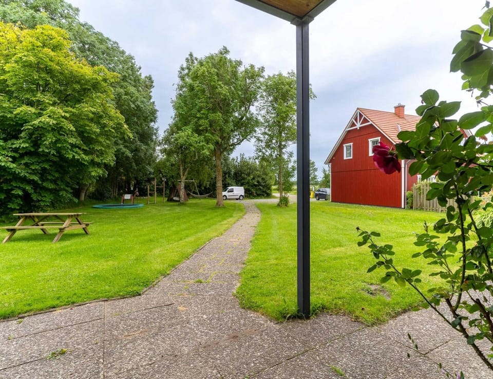 Apartment | Garden