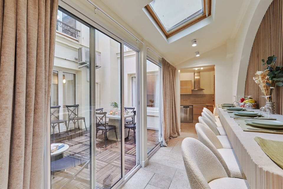 Apartment | Dining