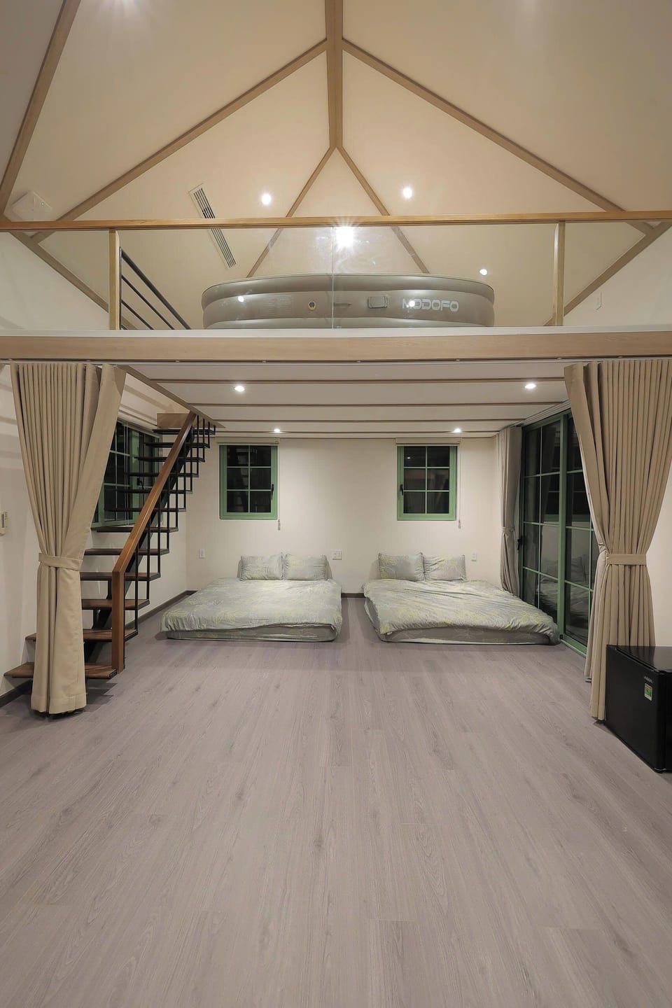 Family Room, Balcony | Egyptian cotton sheets, premium bedding, memory foam beds, minibar