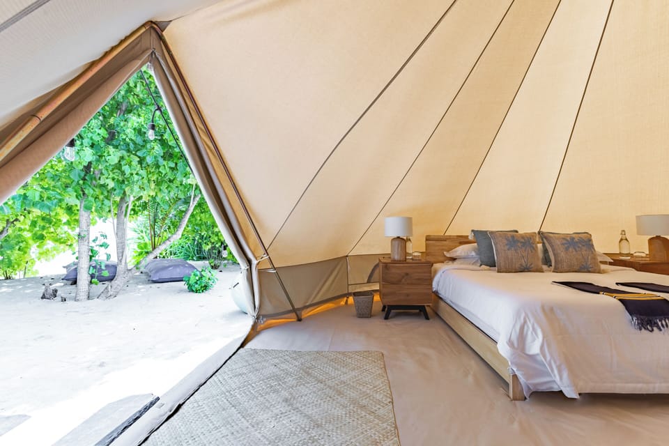 Luxury Tent | In-room safe, laptop workspace, free WiFi, bed sheets