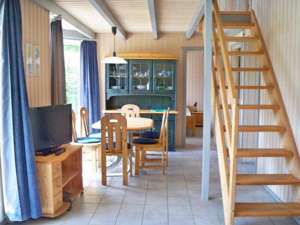 House | Dining