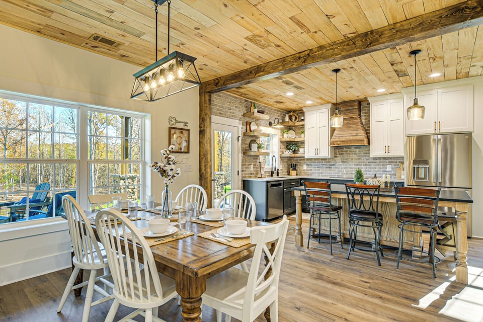 House (2 Bedrooms) | Interior