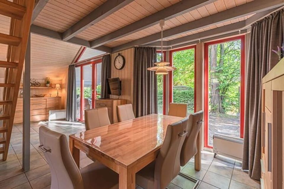 House | Dining