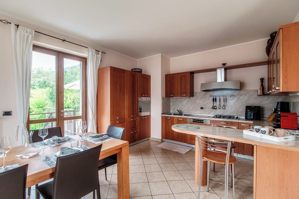 Villa, Lake View | Private kitchen | Full-size fridge, microwave, oven, stovetop