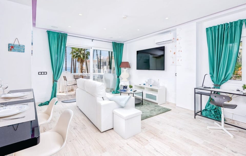 House | Living room