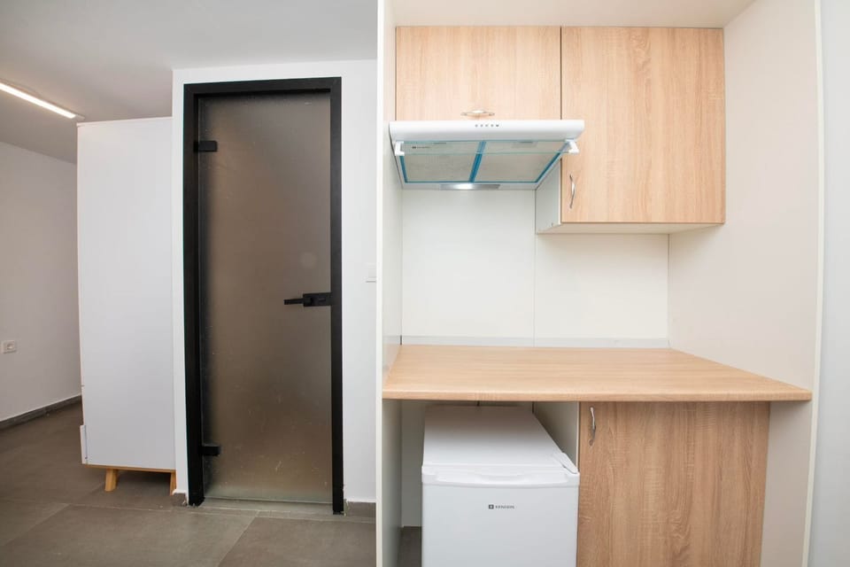 Studio | Free WiFi, bed sheets