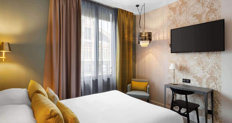 In-room safe, desk, laptop workspace, blackout drapes