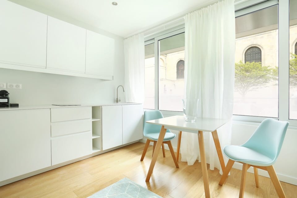 Apartment | Dining