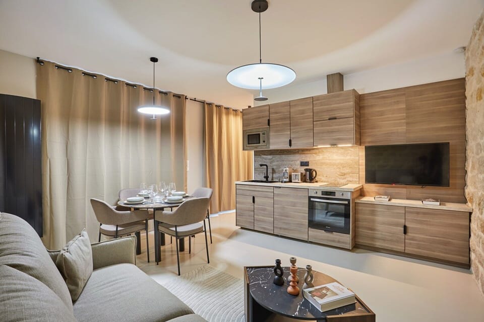 Apartment | Living area