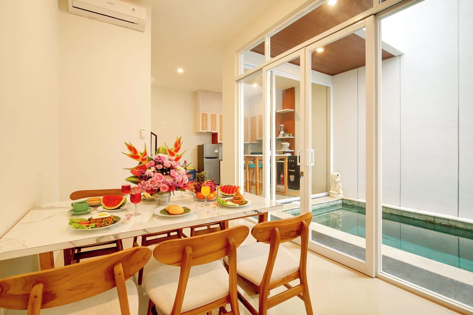 Villa, 1 Bedroom, City View | Living area