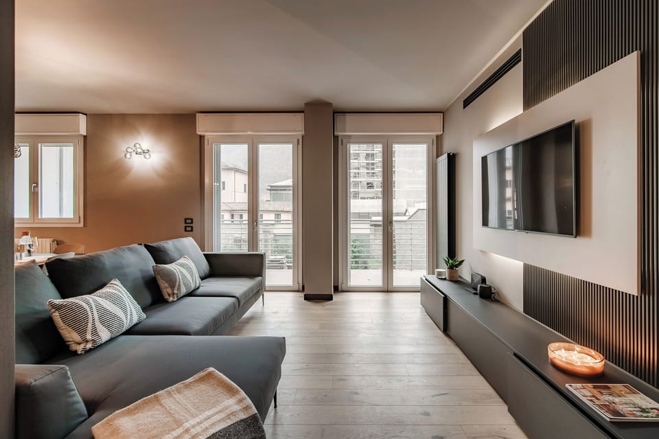 Apartment, Balcony | Living area | 30-inch TV with digital channels