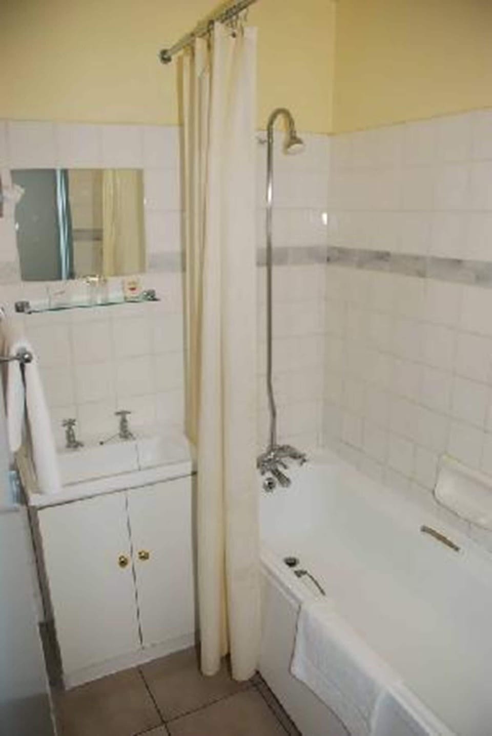 Hair dryer, towels
