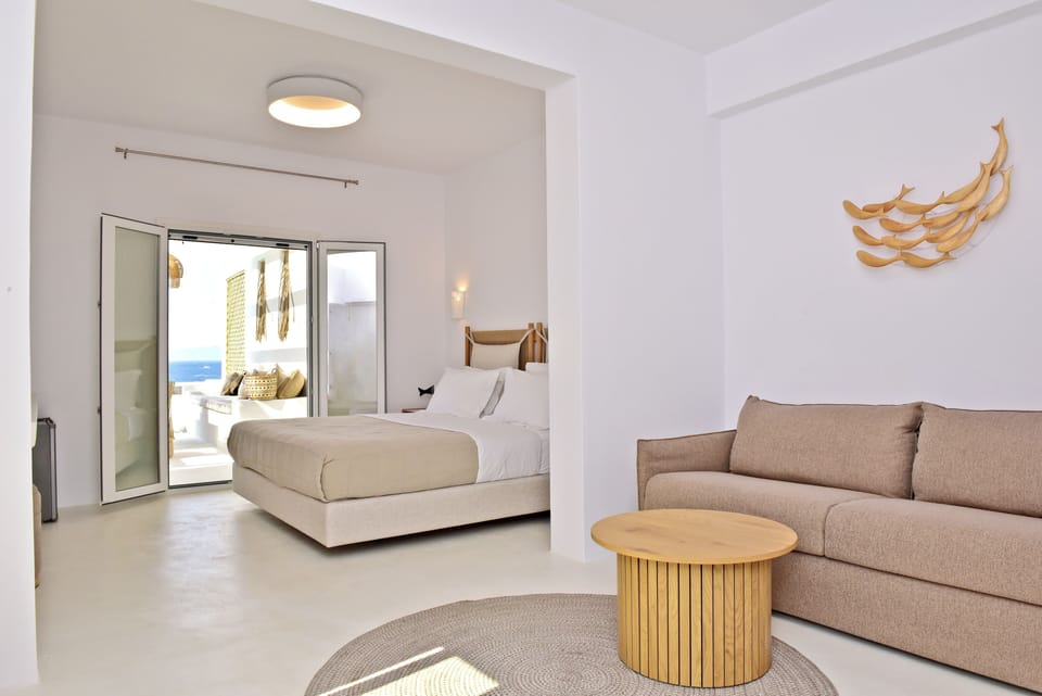 Family luxury suite with private pool and sea view | Pillowtop beds, in-room safe, soundproofing, iron/ironing board