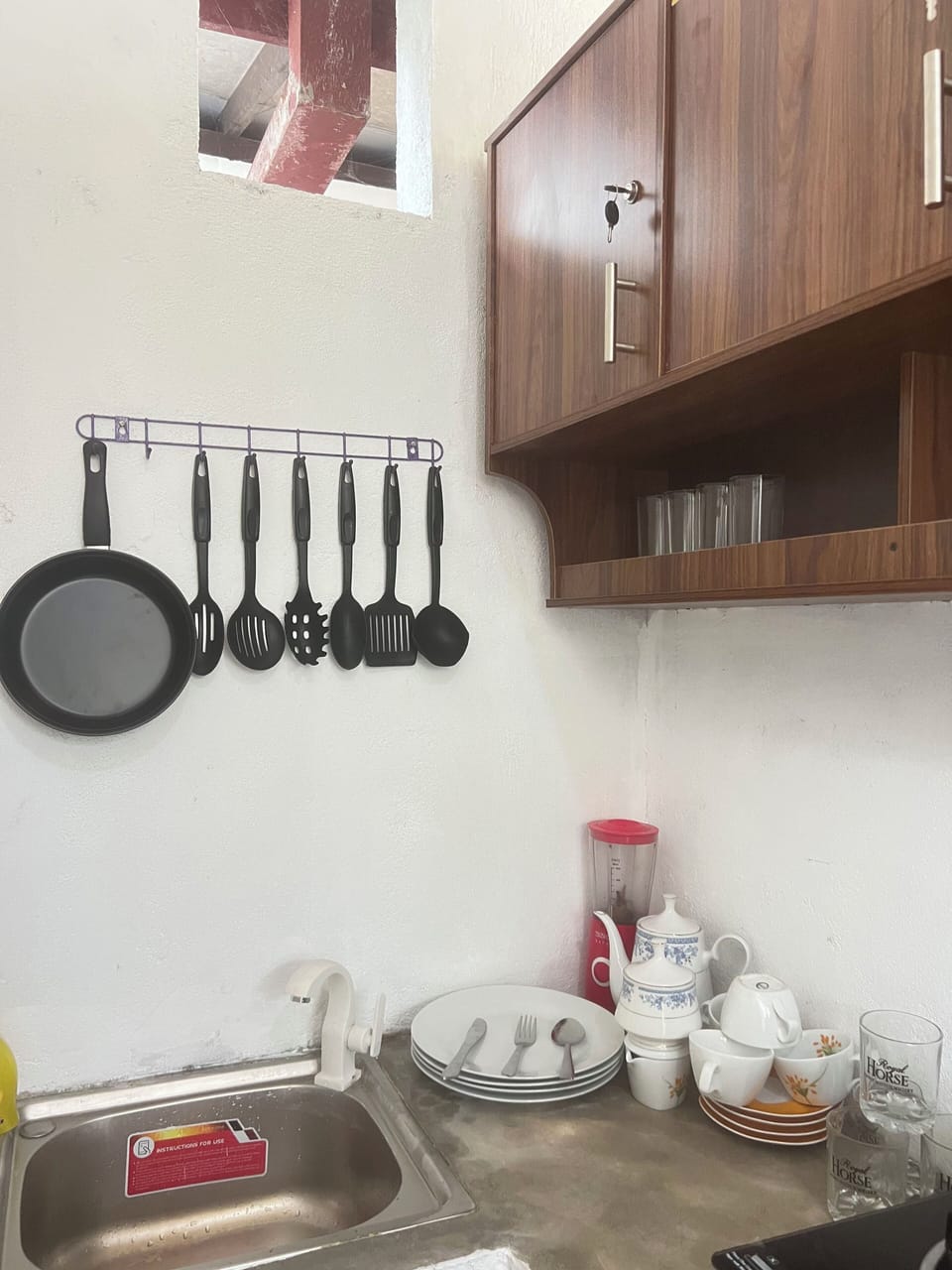 Deluxe Apartment, 2 Bedrooms, Non Smoking | Private kitchen | Full-size fridge, stovetop, cookware/dishes/utensils