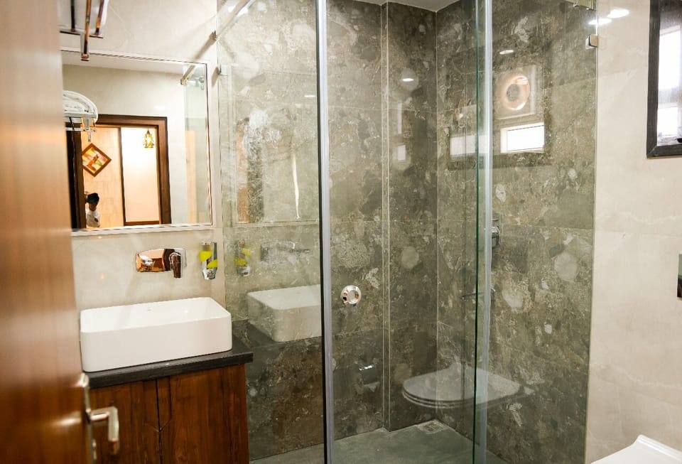 Shower, towels, soap, shampoo