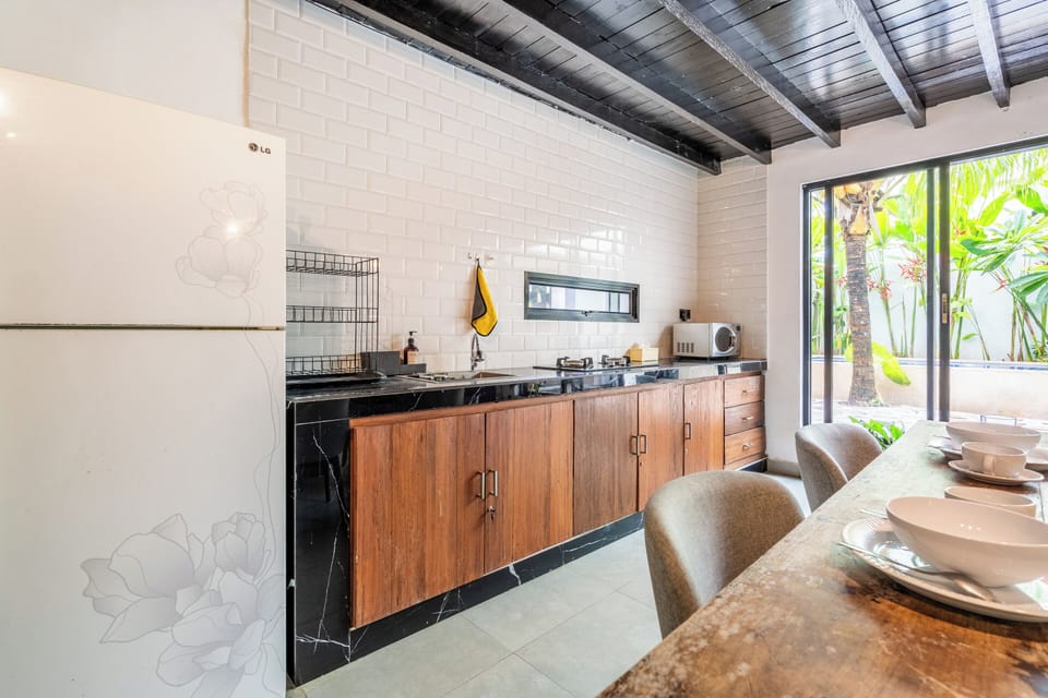 Standard Villa, 2 Bedrooms | Private kitchenette