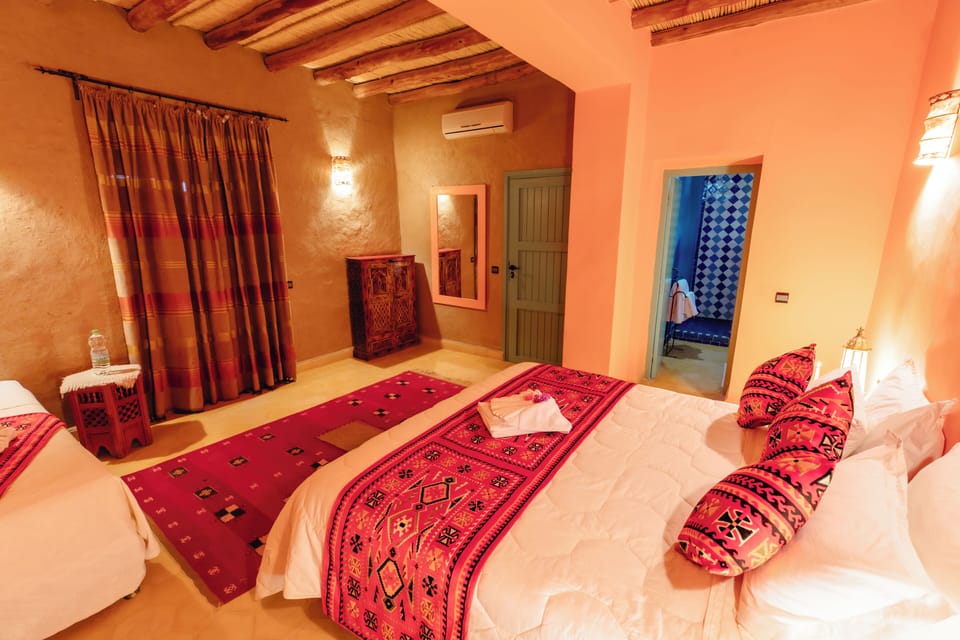 Comfort Triple Room | Down comforters, soundproofing, iron/ironing board (on request)
