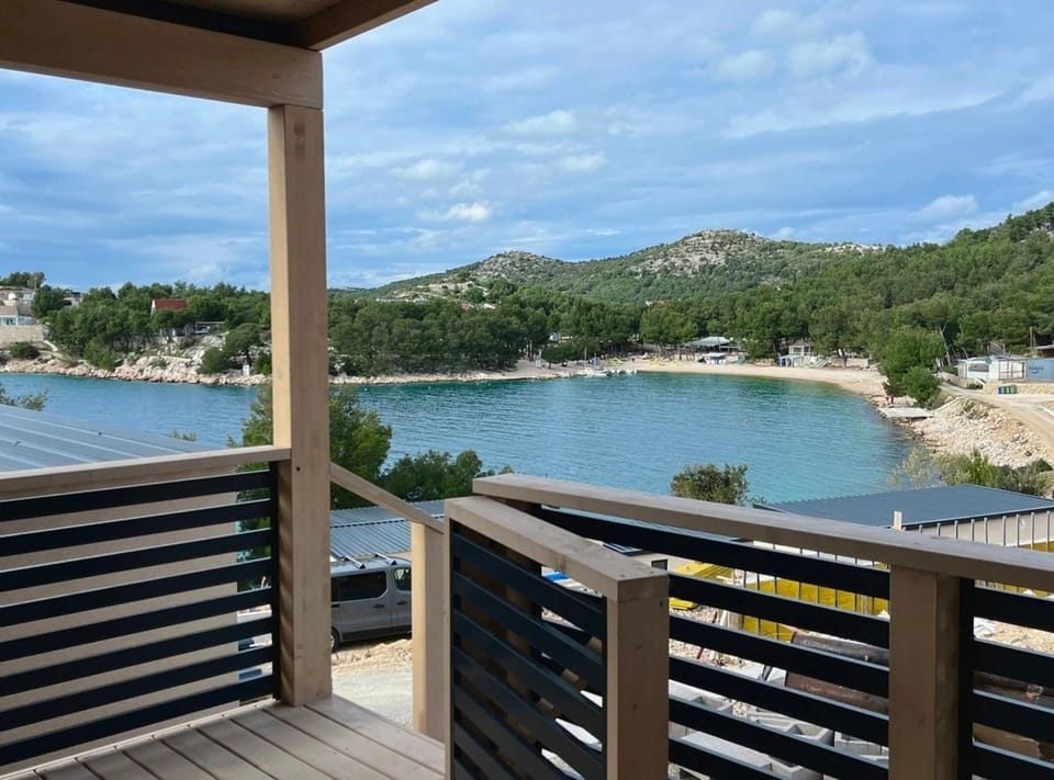 Mobile Home (Two Bedroom Mobile Home with Terrace ) | Balcony