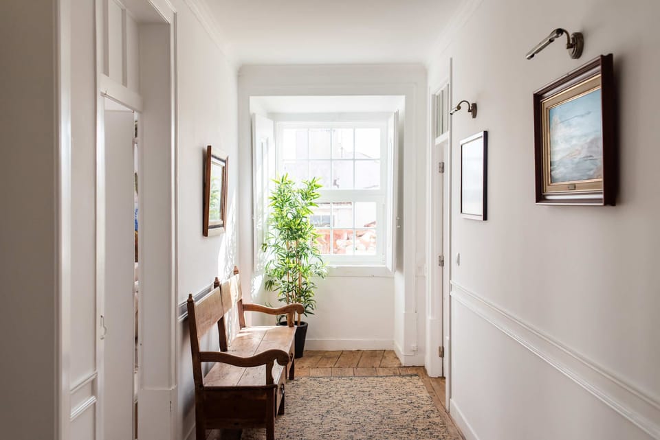 House | 4 bedrooms, desk, Internet