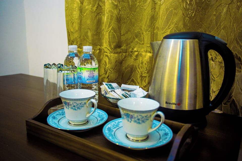 Deluxe Double Room, Non Smoking | Desk, laptop workspace, soundproofing, free WiFi