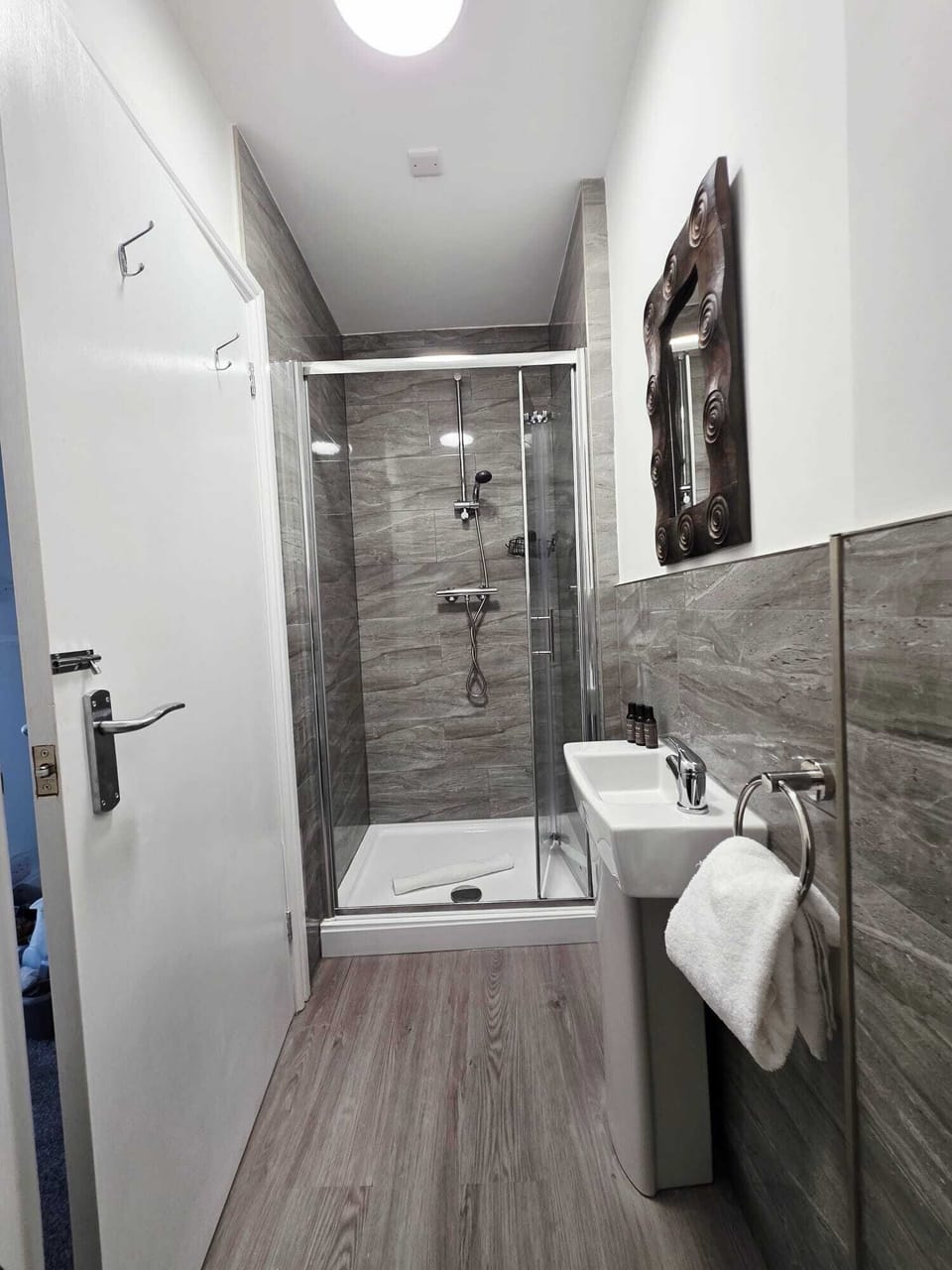 Family Apartment, Ensuite | Bathroom