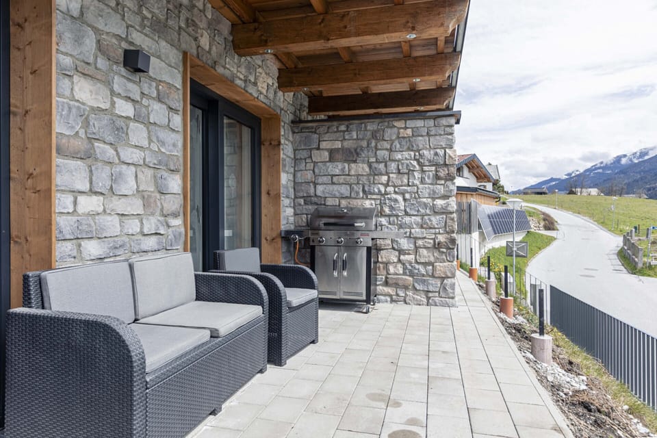 House | Terrace/patio