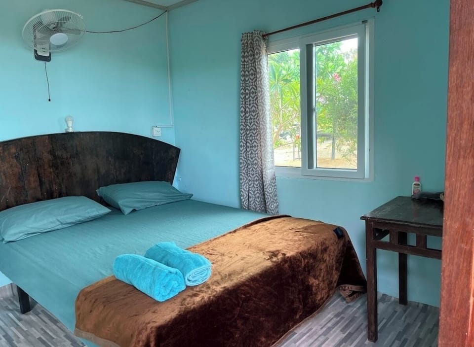 Basic Room, Garden View