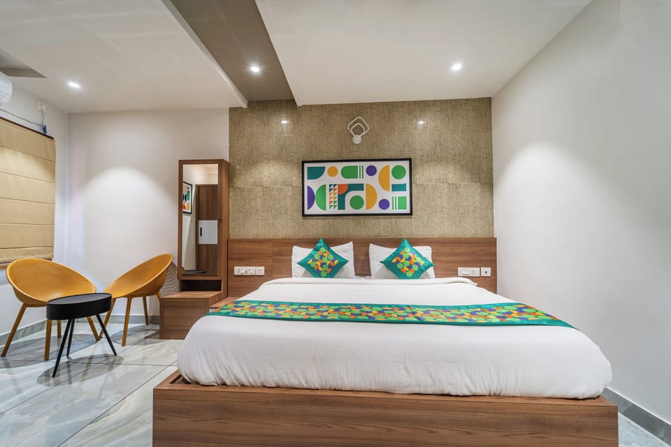Standard Room | Individually furnished, desk, blackout drapes, iron/ironing board