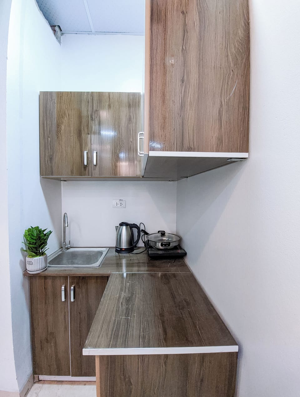 Private kitchenette