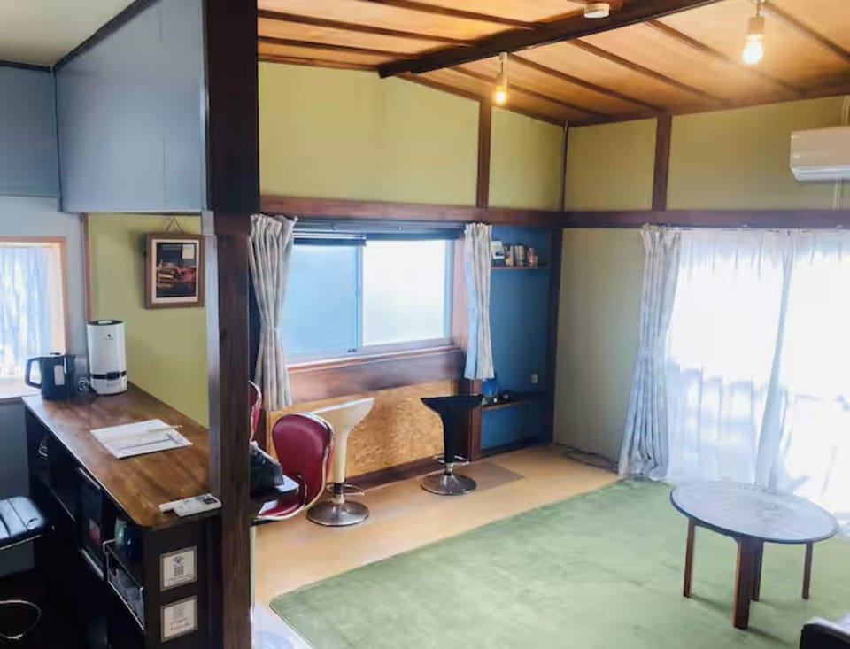 Basic House, Non Smoking, Kitchen | 1 bedroom, free WiFi, bed sheets