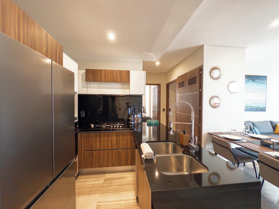 Luxury Apartment, Resort View | Private kitchen
