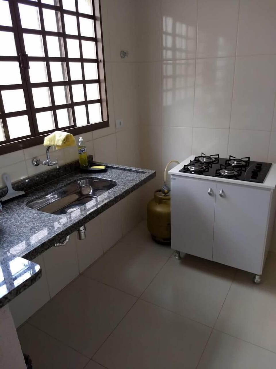 Classic Townhome, Courtyard View | Private kitchen
