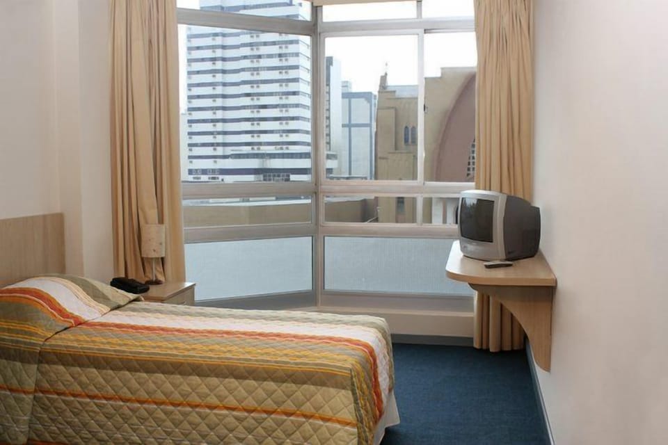 Blackout drapes, free WiFi, bed sheets