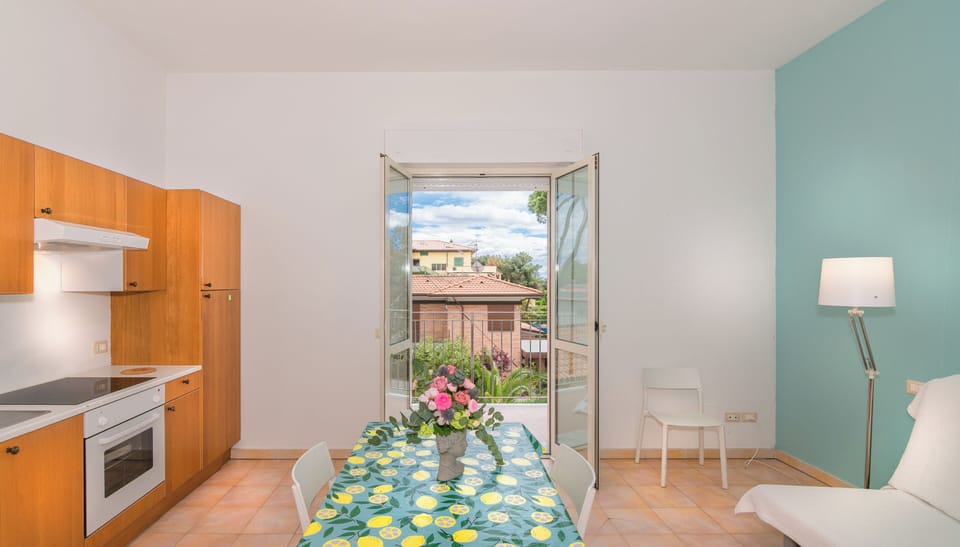 Basic Apartment, 1 Bedroom, Balcony | Private kitchen