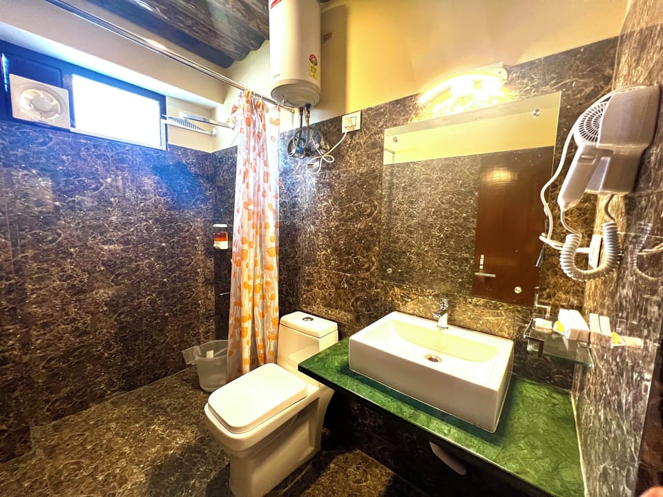 Shower, towels, soap, shampoo