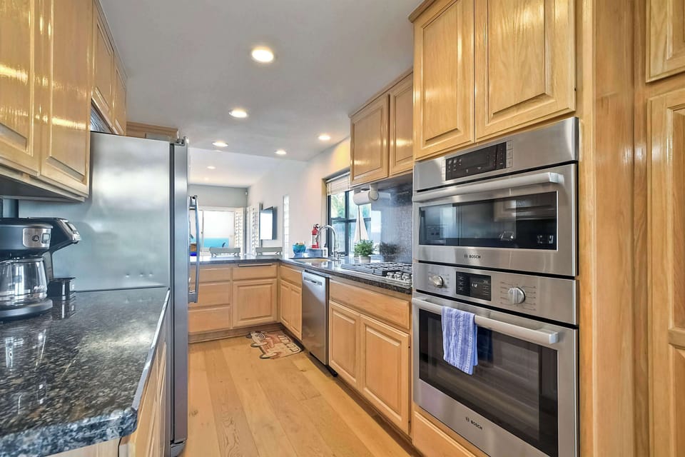 Condo, Multiple Beds, Patio, Ocean View (Beachfront Sunset) | Private kitchen | Coffee/tea maker, fridge, microwave, oven