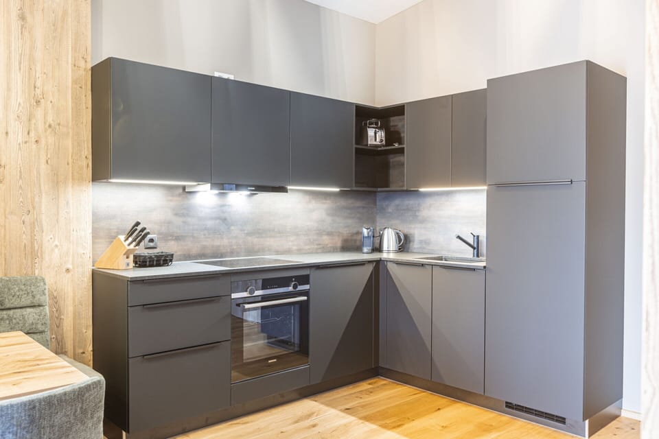 Apartment | Private kitchen | Cookware/dishes/utensils
