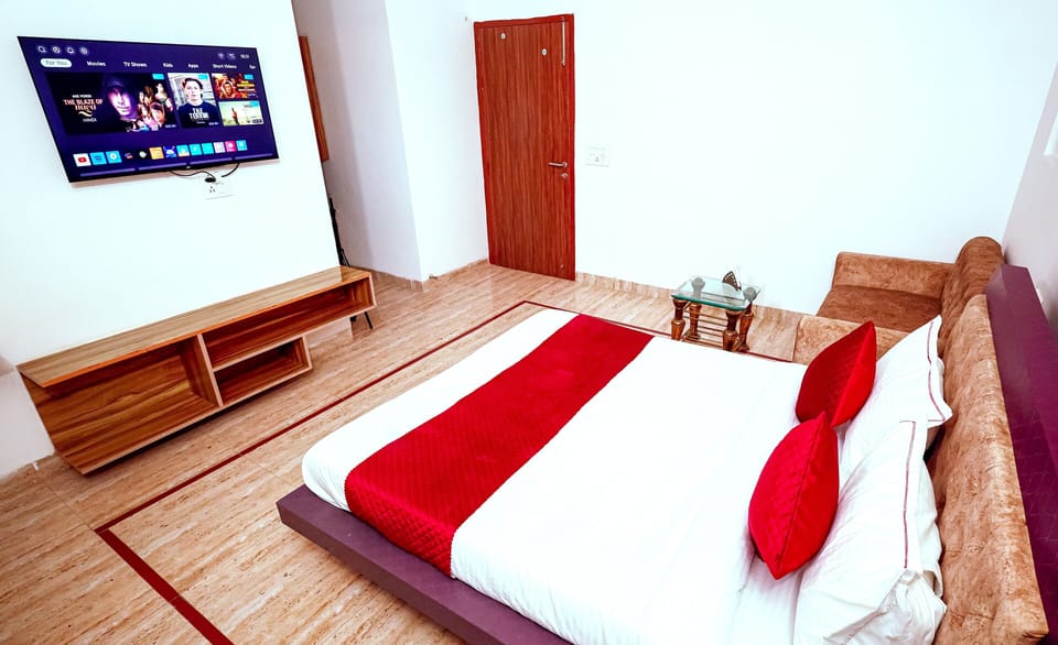 Standard Room | Laptop workspace, free WiFi, bed sheets