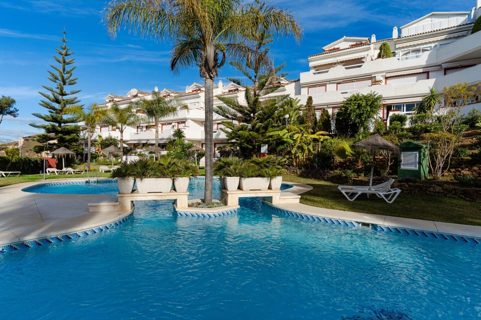 Apartment | Pool | Outdoor pool