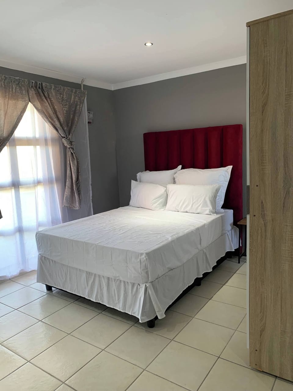 Room, 1 Bedroom, Balcony, City View | 1 bedroom