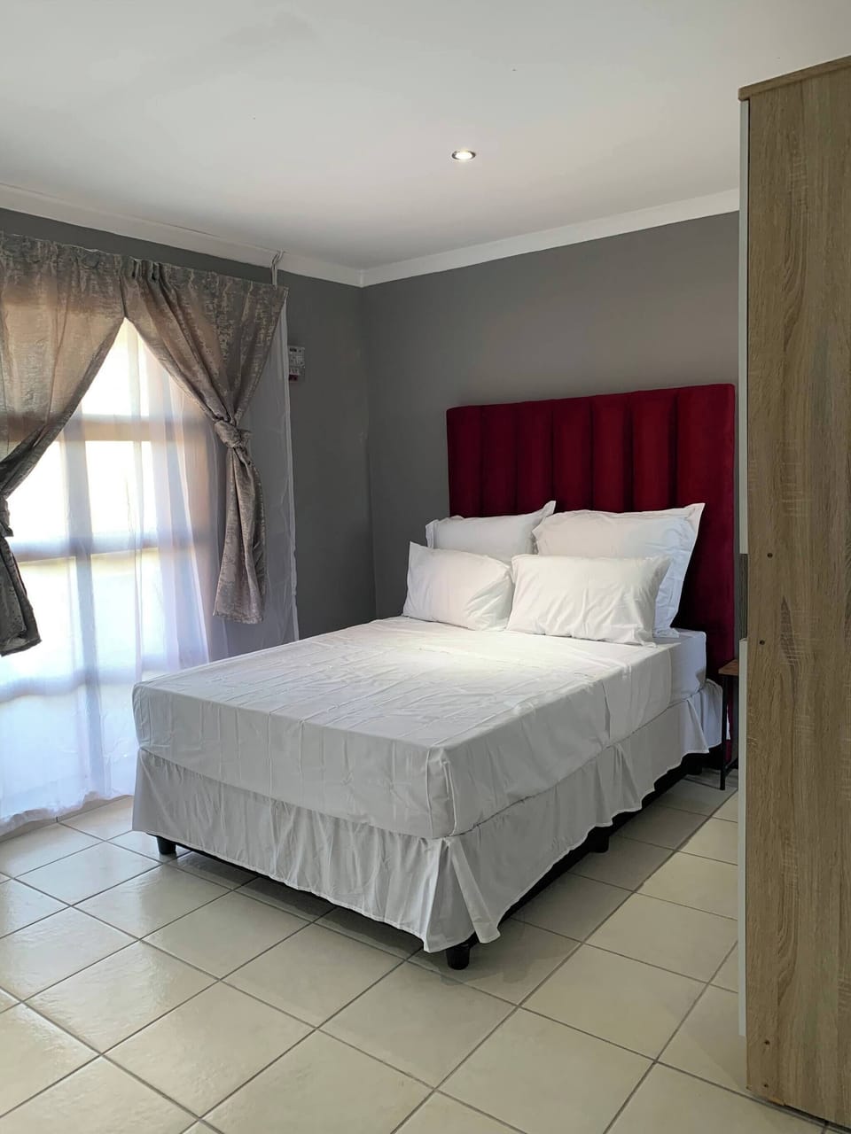 Room, 1 Bedroom, Balcony, City View | 1 bedroom