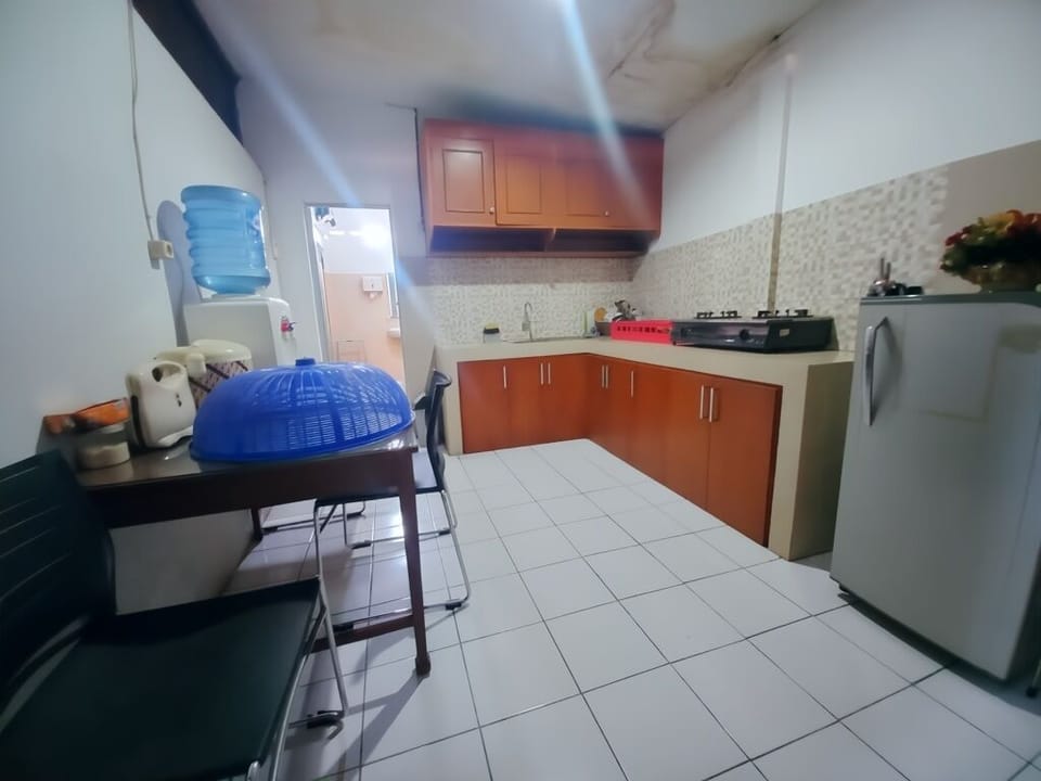 Standard House, City View | Private kitchen