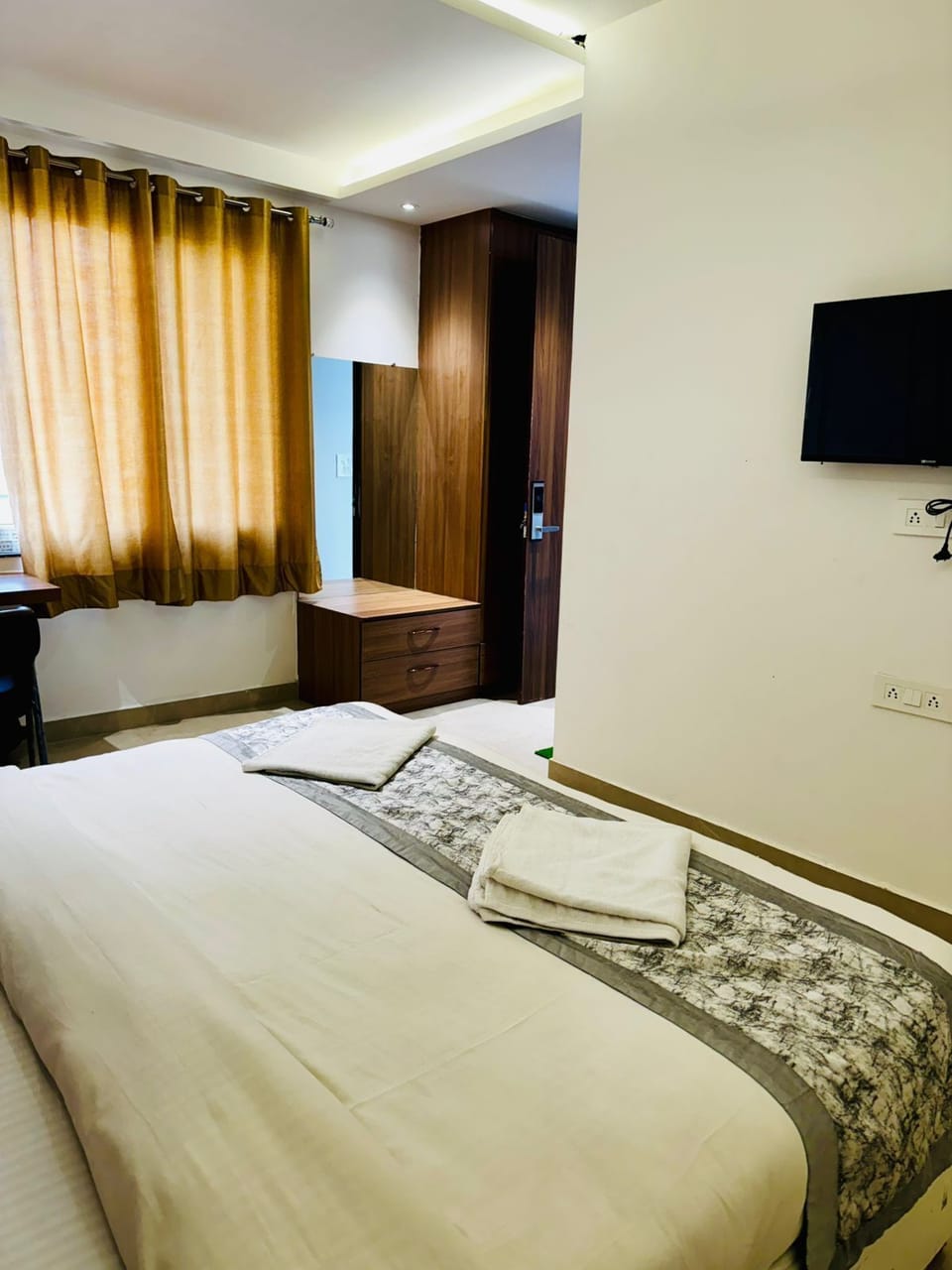 Deluxe Double Room | Desk, free WiFi